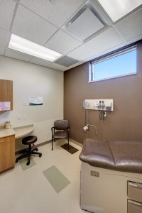 SVPA FamMedUrgCare 102 150712 Int PatientRoom